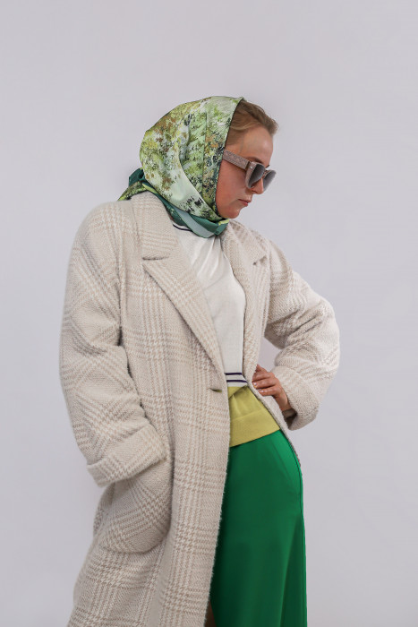 Платок «Теплые истории Юлии Белоусовой» 06