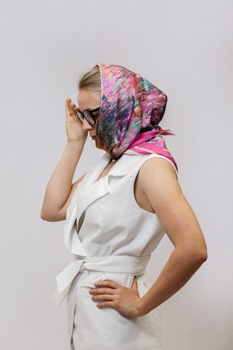 Платок «Теплые истории Юлии Белоусовой» 03