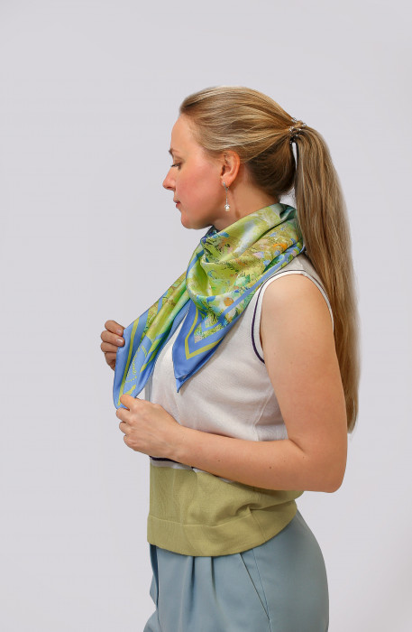 Платок «Теплые истории Юлии Белоусовой» 01