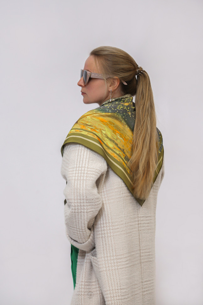 Платок «Теплые истории Юлии Белоусовой» 08